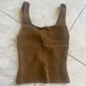 Babaton golden yellow ribbed tank top size small